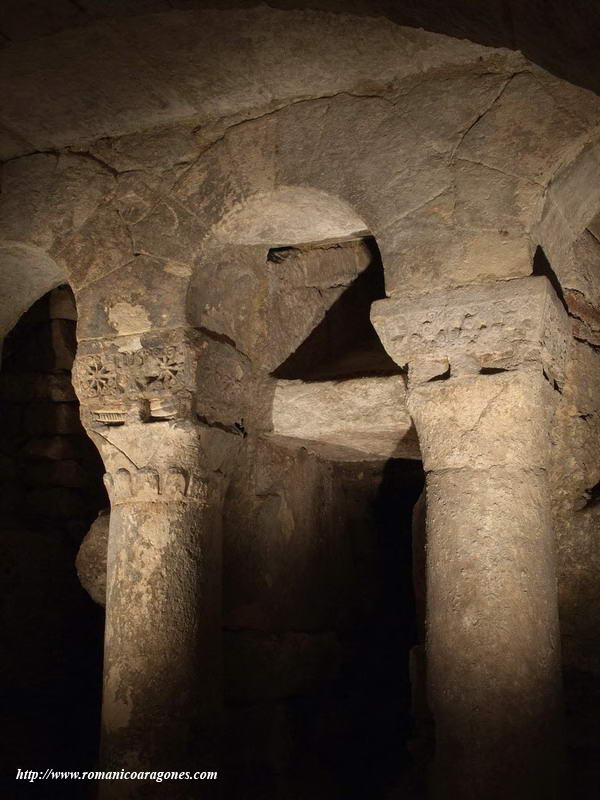 DETALLE DE LOS ARQUILLOS DE LA CABECERA